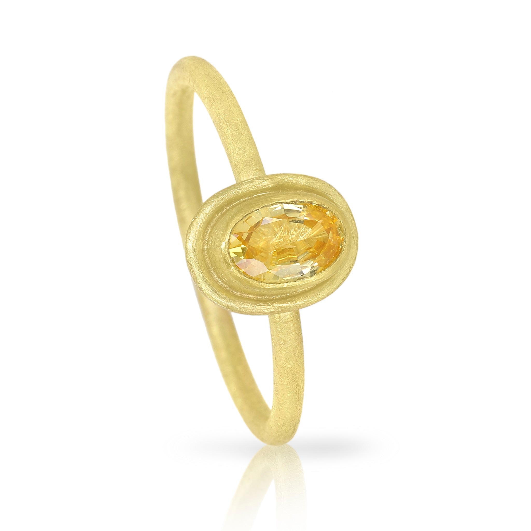 Petra Class Gold Ball Ring